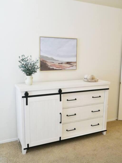 Bright & Fresh Oasis Near Goodyear Ballpark מראה חיצוני תמונה