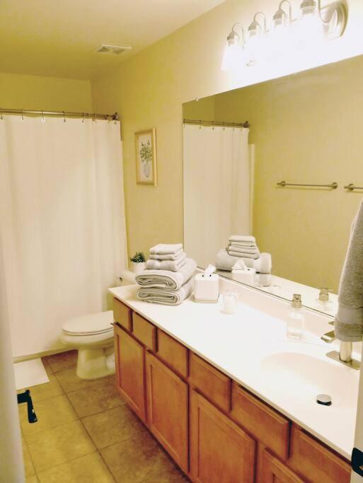 Bright & Fresh Oasis Near Goodyear Ballpark מראה חיצוני תמונה
